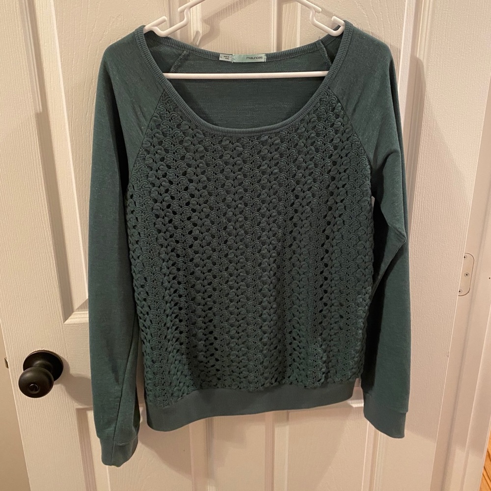 Maurices crochet front scoop neck pullover large
